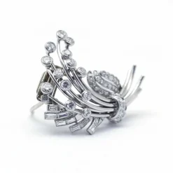Broche or blanc platine et diamants