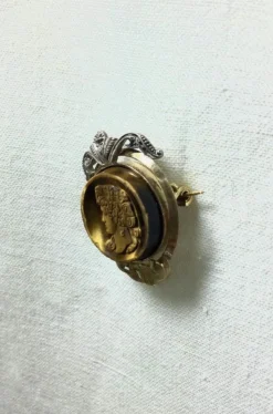 Broche Or et Oeil De Tigre