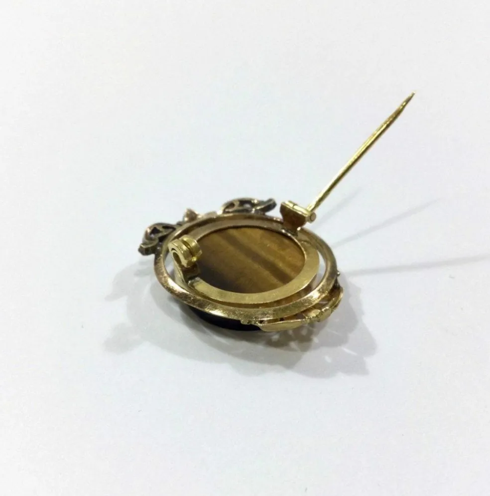 Broche Or et Oeil De Tigre