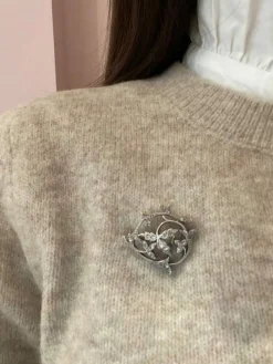 Broche or jaune diamants aux motifs végétaux fin XIXème siècle