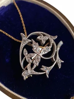 Broche or jaune diamants aux motifs végétaux fin XIXème siècle