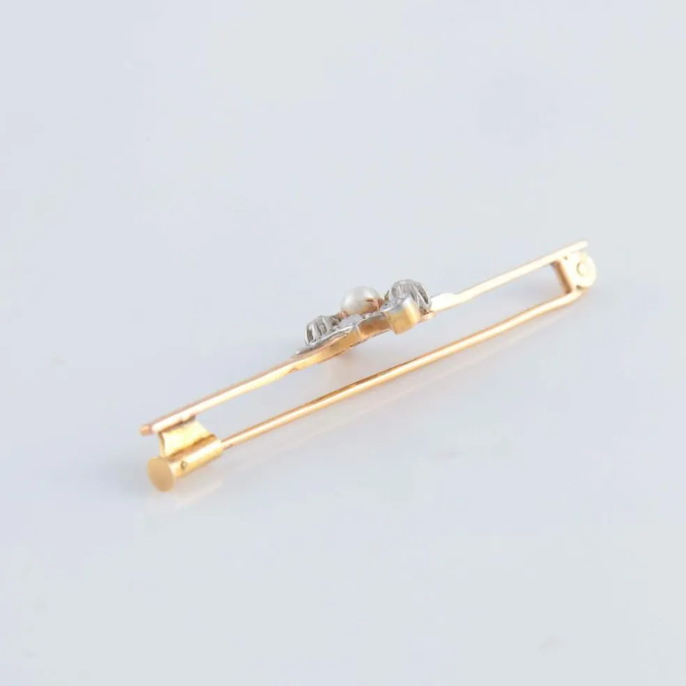 Broche or jaune diamants et perle