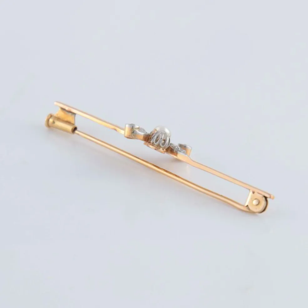 Broche or jaune diamants et perle