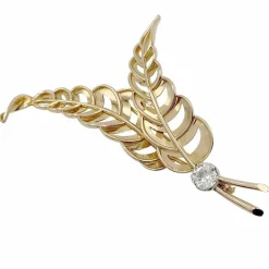 Broche, or rose, platine, diamant.