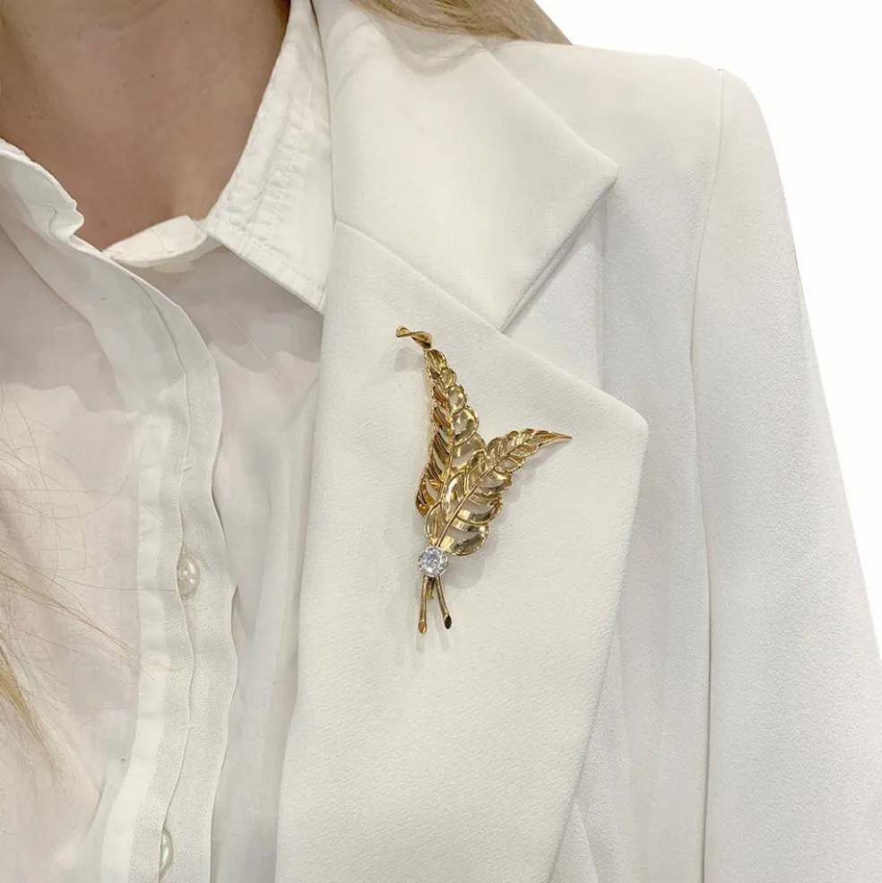 Broche, or rose, platine, diamant.