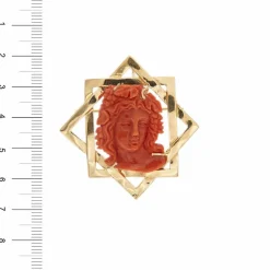 Broche pendentif en or rose avec corail