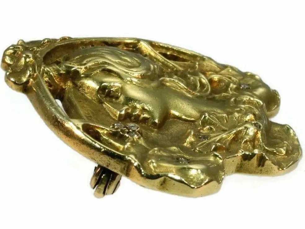 Broche épingle en or