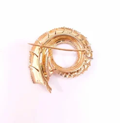 Broche plume en or jaune