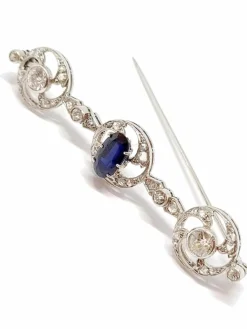 Broche saphir, diamants