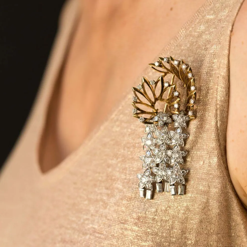Broche étoiles diamants