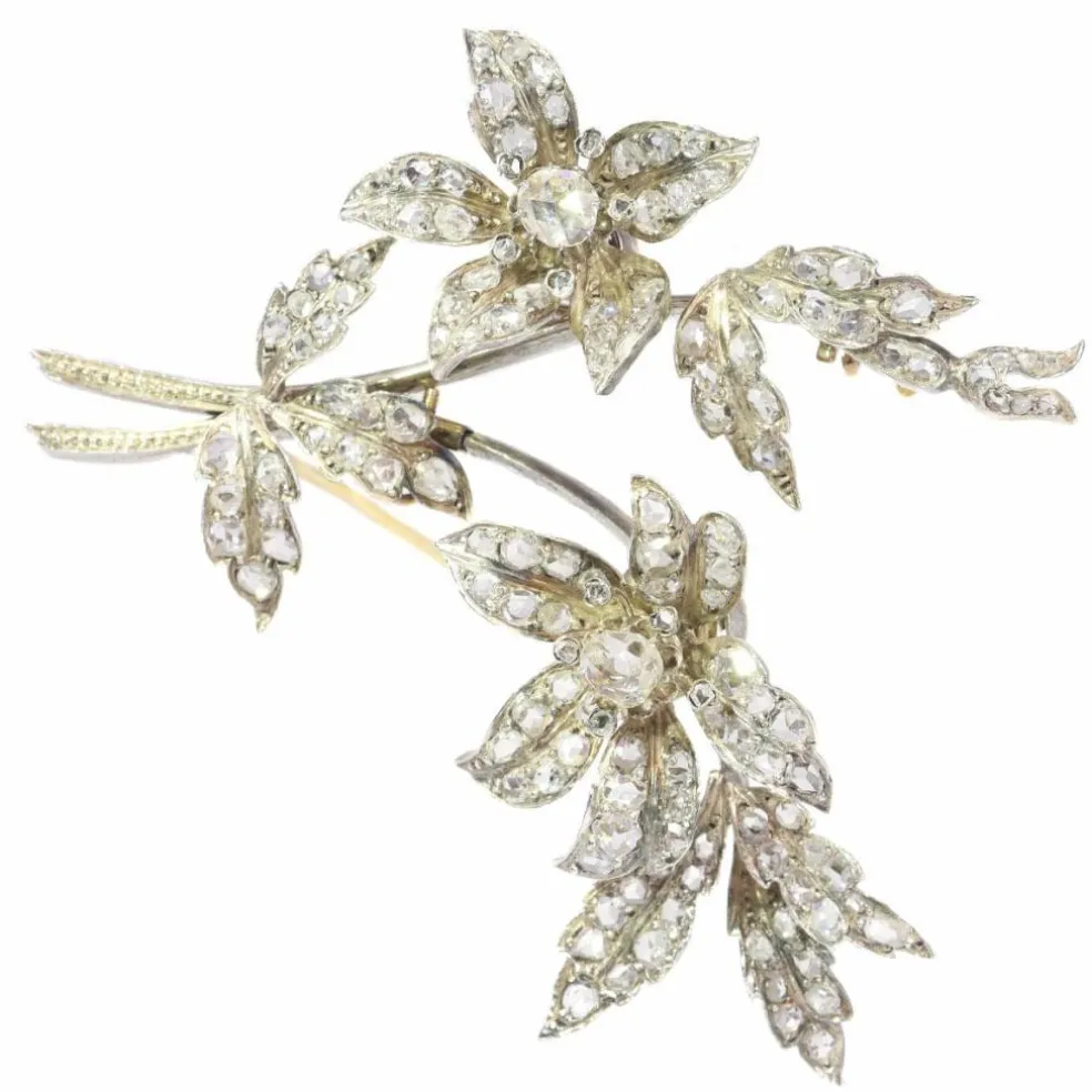 Broche trembleuse sertie de diamants