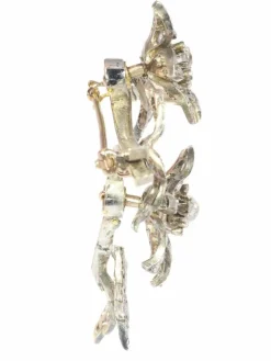 Broche trembleuse sertie de diamants