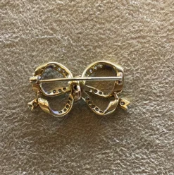 Broche victorienne en émail et diamants