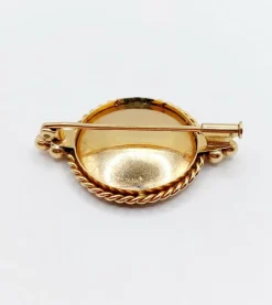 Broche victorienne or rose, miniature femme élégante