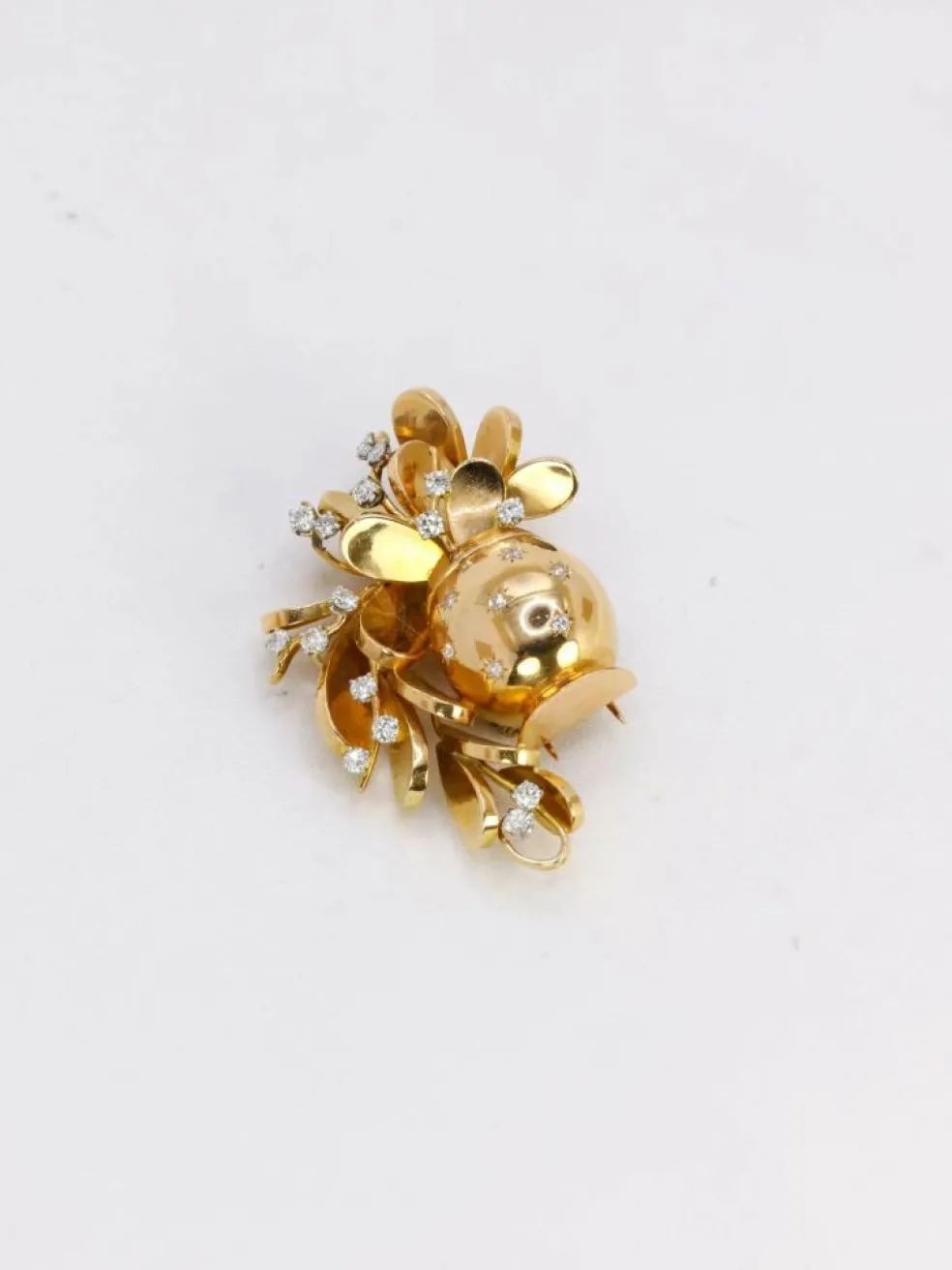 Broche vintage pot de fleurs or jaune platine diamants
