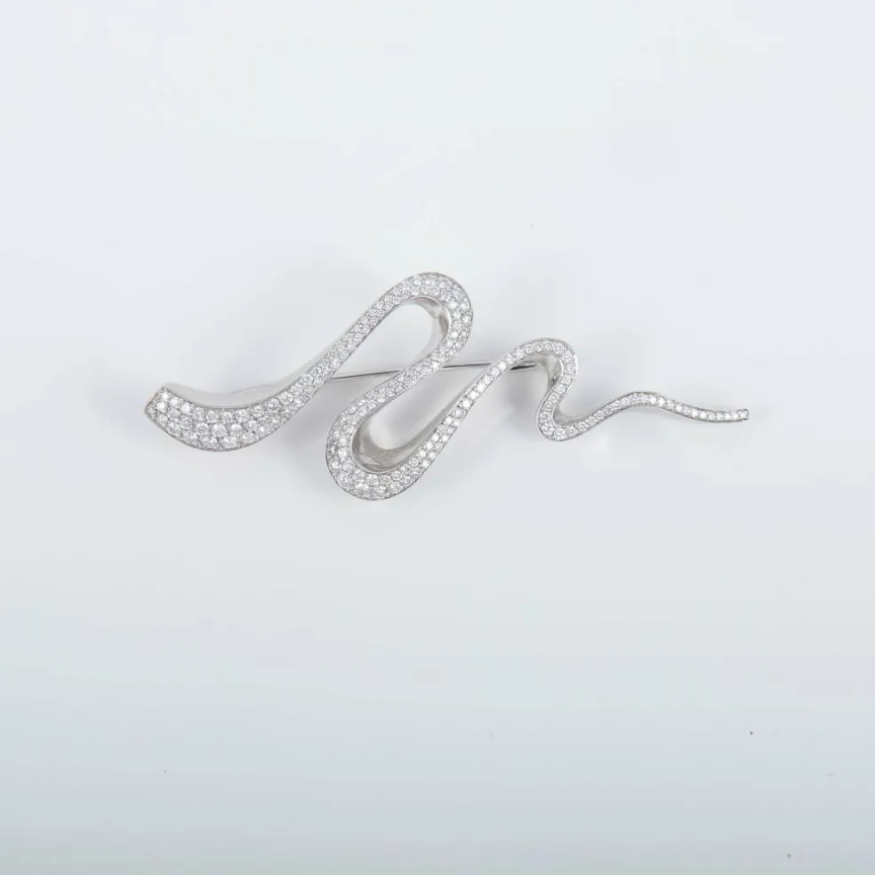 Broche Wenpe or blanc diamants