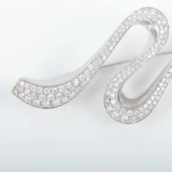 Broche Wenpe or blanc diamants