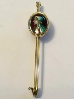 Broche/epingle en Or jaune & émail