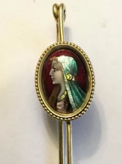 Broche/epingle en Or jaune & émail