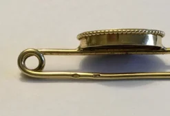 Broche/epingle en Or jaune & émail