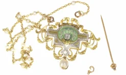 Broche/pendentif, émaillé, diamant