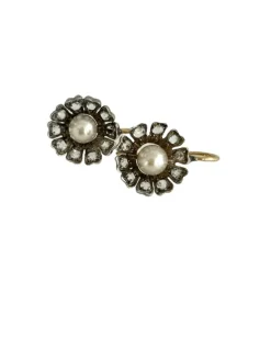 Bucles d'oreilles "églantine" en or, argent, perles et diamants