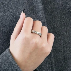 Bulgari, "B.Zero1" Bague solitaire , or gris et diamants