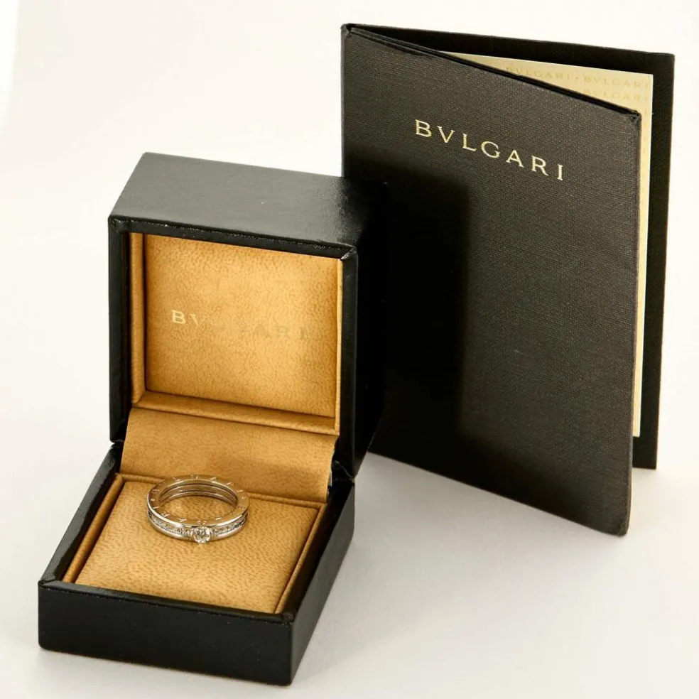 Bulgari, "B.Zero1" Bague solitaire , or gris et diamants