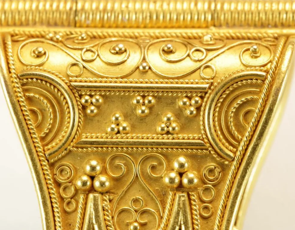 Bulle en or antique Castellani