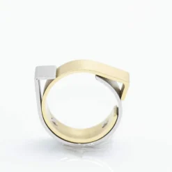 CARL DAU – Bague GEOMETRY en or et acier