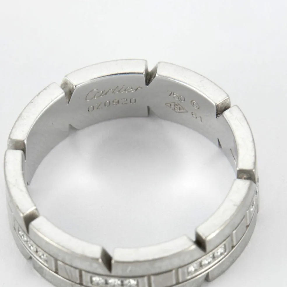 CARTIER - Bague Tank en or gris