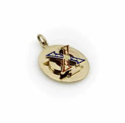 CARTIER - Pendentif médaillon vintage de la fraternité Chi Phi en or