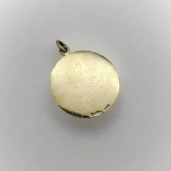 CARTIER - Pendentif médaillon vintage de la fraternité Chi Phi en or