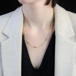 Chaine ancienne or mailles navettes