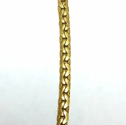 Chaîne en or jaune maille croisée plate