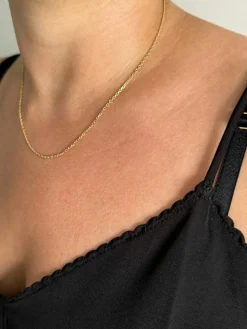 Chaîne en or maille forçat