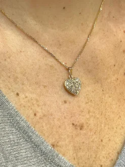 Chaîne et pendentif cœur en or jaune et diamants