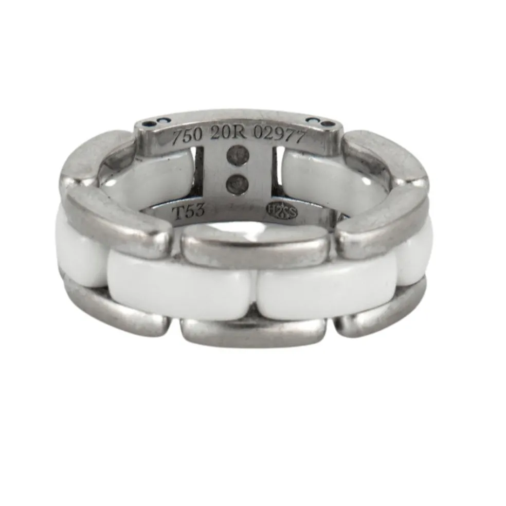 CHANEL - Bague "Ultra" céramique blanche