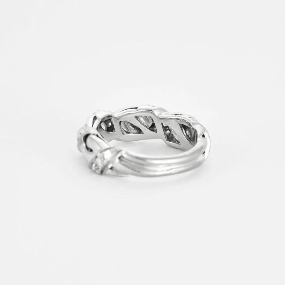 CHAUMET -Bague en or gris avec diamants