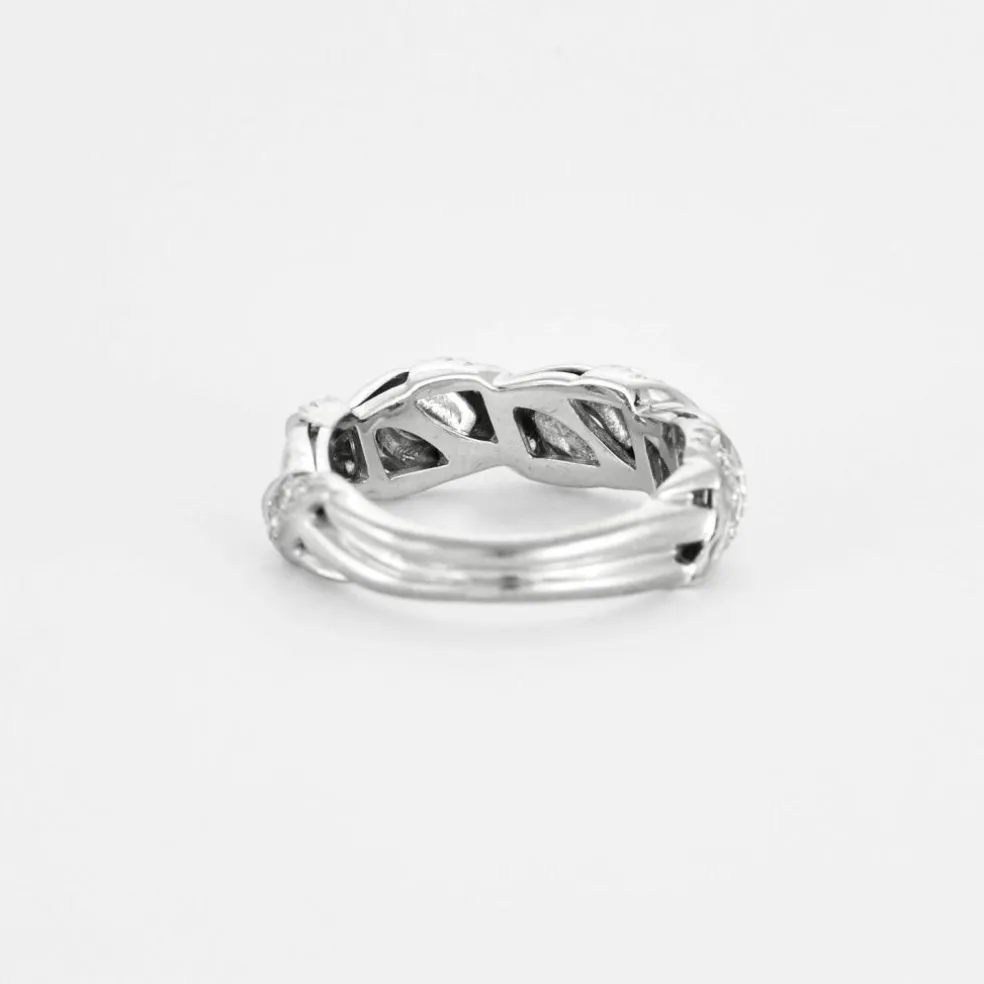 CHAUMET -Bague en or gris avec diamants