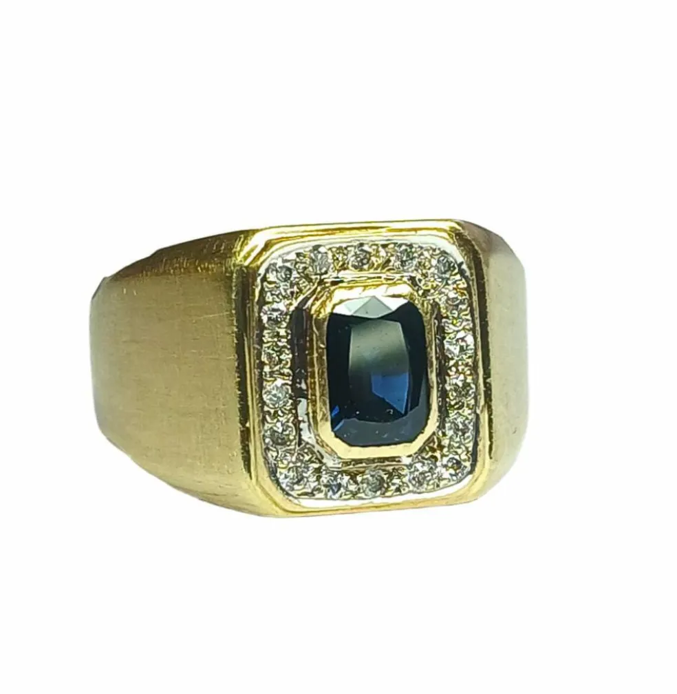 Chevalière carrée, diamants et saphir