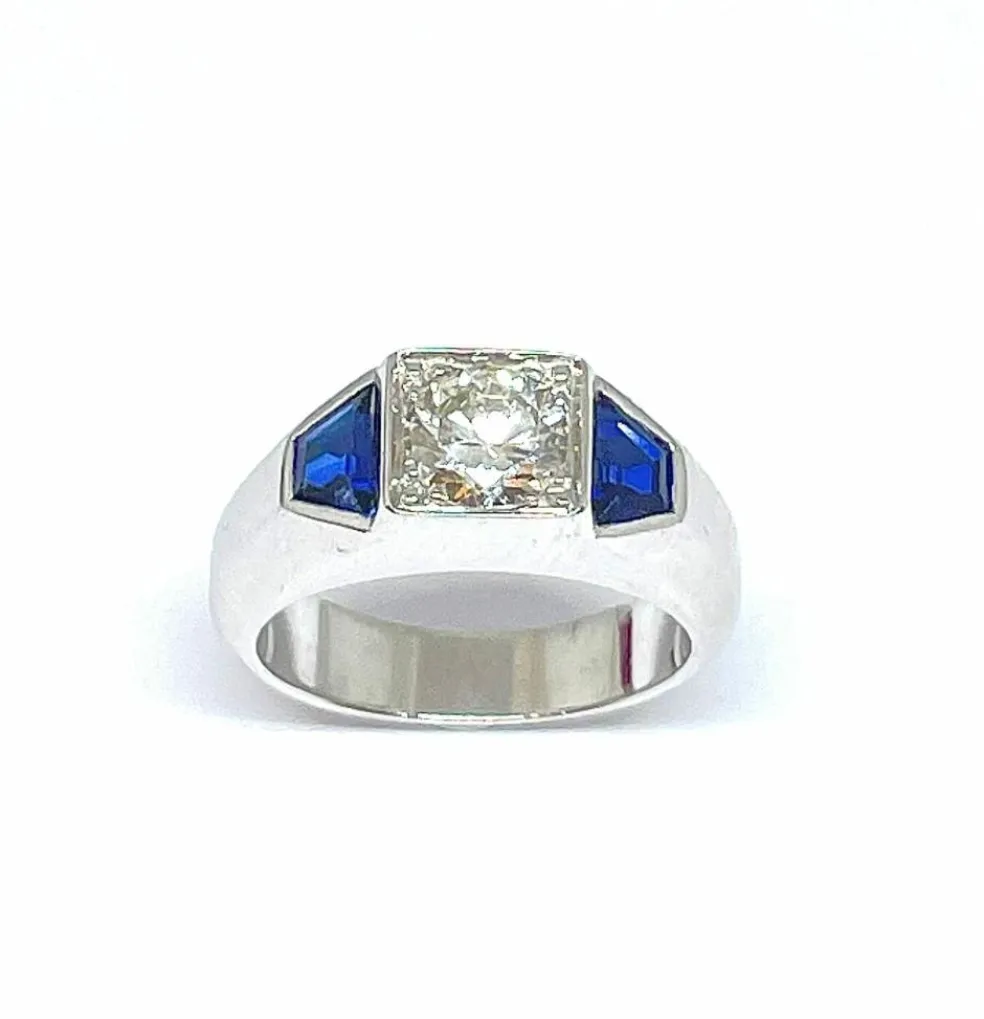 Chevalière or blanc diamant 0,92 carat saphirs synthétiques
