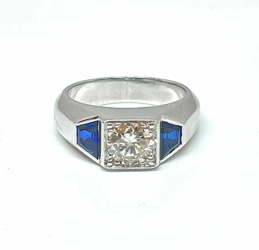 Chevalière or blanc diamant 0,92 carat saphirs synthétiques