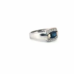 Chevalière or blanc saphir diamants