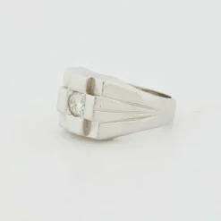 Chevalière Or Blanc sertie d’un Diamant