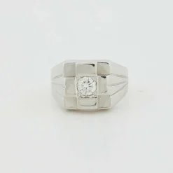 Chevalière Or Blanc sertie d’un Diamant