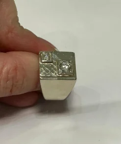 Chevalière or gris diamants