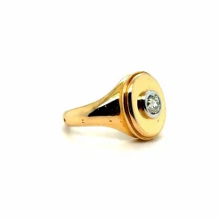Chevalière or jaune et diamants