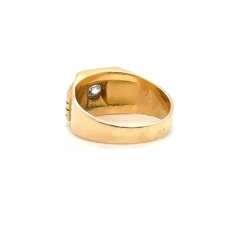 Chevalière or jaune et diamant