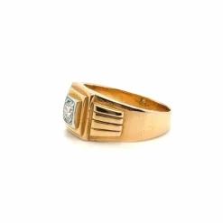 Chevalière or jaune et diamant